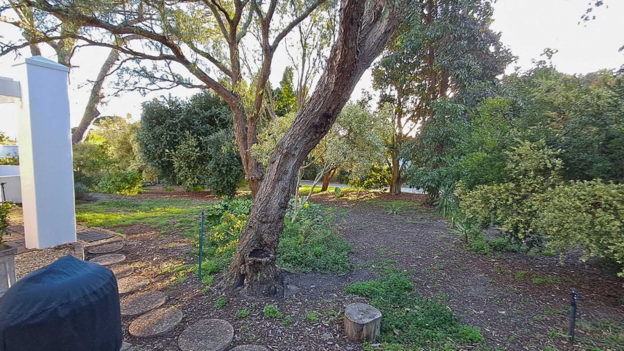 3 Bedroom Property for Sale in Zevenwacht Farm Village Western Cape